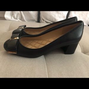 Michael kors pumps black new size 8